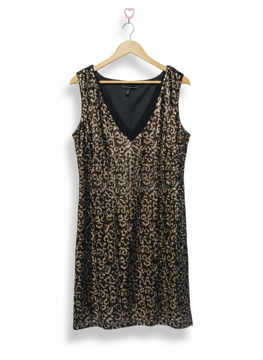 WHITE HOUSE BLACK MARKET|L/XL|BUST 19|BLACK AND GOLD SEQUIN V-NECK SHIFT DRESS