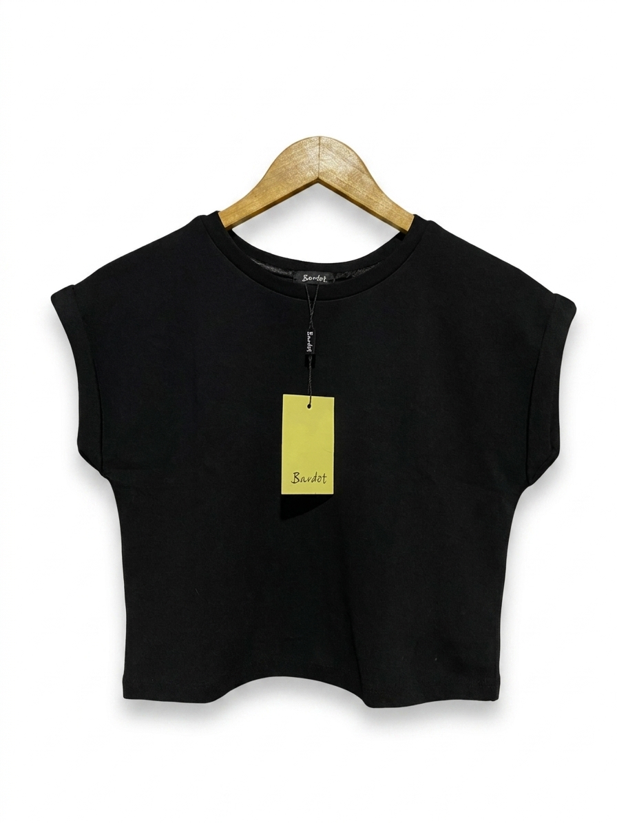 BARDOT |S| BUST 16| B26| BLACK ROLLED SLEEVE CROP TEE
