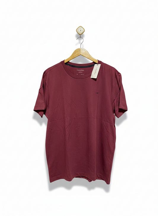 CALVIN KLEIN |L| BUST 22|C1| Crewneck T-Shirt in a Maroon or Burgundy Color