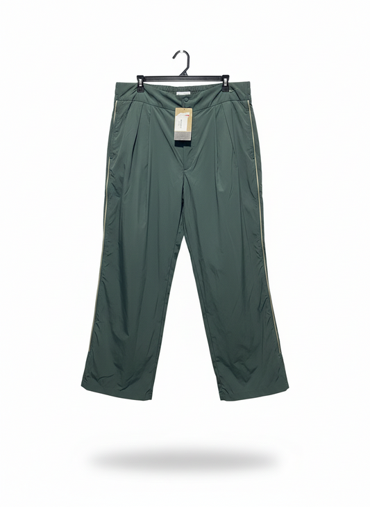 NIKE |XL| WAIST 38| B11| DARK SAGE TECHNICAL PLEATED TROUSERS