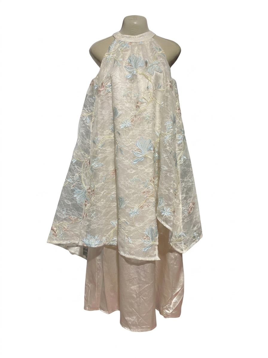 HMM |M| BUST 19| B26| ETHEREAL EMBROIDERED LACE HALTER MAXI DRESS