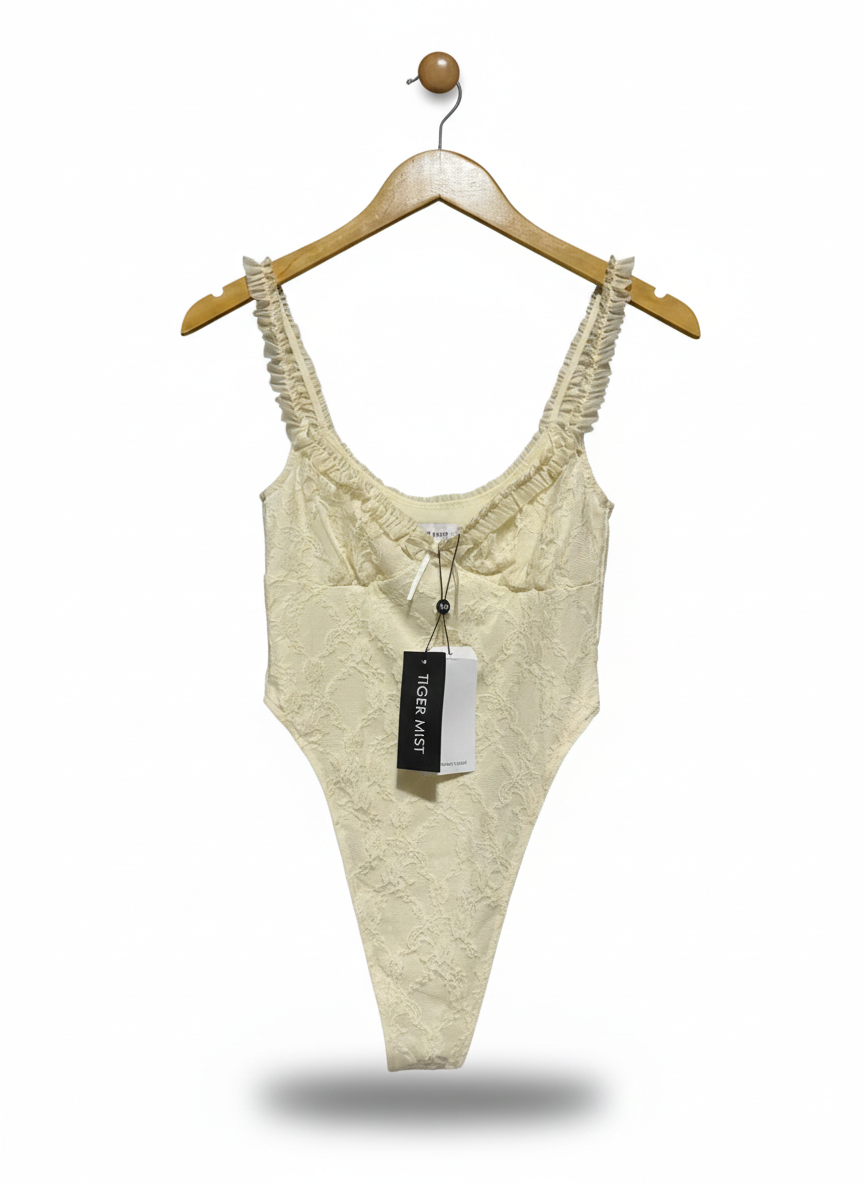 TIGER MIST |XS| BUST 13| CREAM FLORAL LACE BODYSUIT RUFFLE STRAP ROMANTIC LINGERIE LOOK