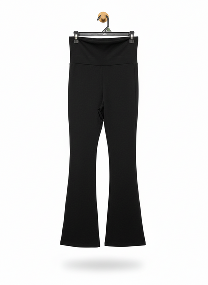 SHEIN |M| WAIST 28| Women’s Essential High-Rise Flared Yoga Pants – Black
