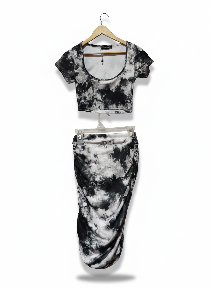 PRETTY LITTLE THINGS|S/M|Black and White Tie-Dye Skirt Set