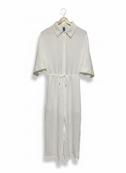 SHEIN |M| BUST FREE| WHITE PLISSÉ BUTTON-FRONT JUMPSUIT