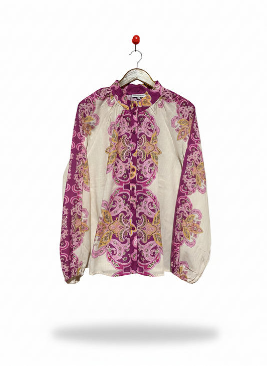 YOURS TRULY |M| BUST 25| C9| VIBRANT BOHEMIAN-INSPIRED BLOUSE FEATURING AN INTRICATE PAISLEY PLACEMENT PRINT