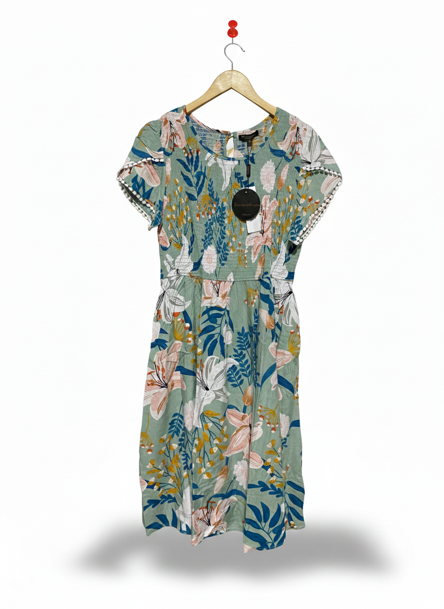 CAROLINE MORGAN |L| BUST 17| C3| MIDI DRESS IN SAGE MULTI FLORAL