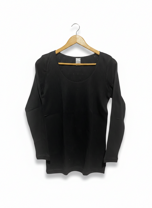 UNDER WORKS |M| BUST 16| C1 | CLASSIC BLACK LONG-SLEEVE SCOOP NECK TOP
