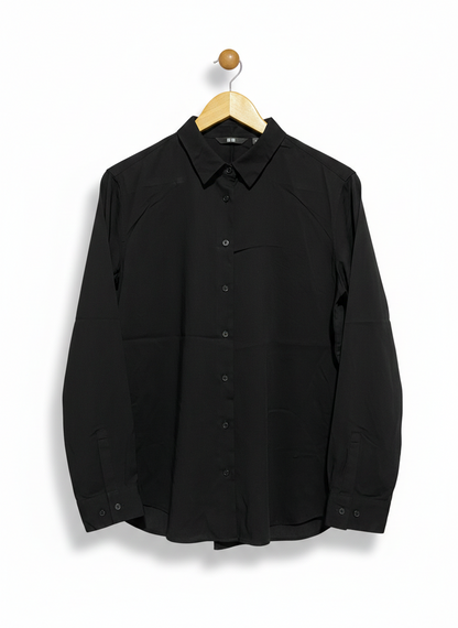 UNIQLO |M| BUST 20| SLEEK MINIMALIST BLACK BUTTON-DOWN SHIRT