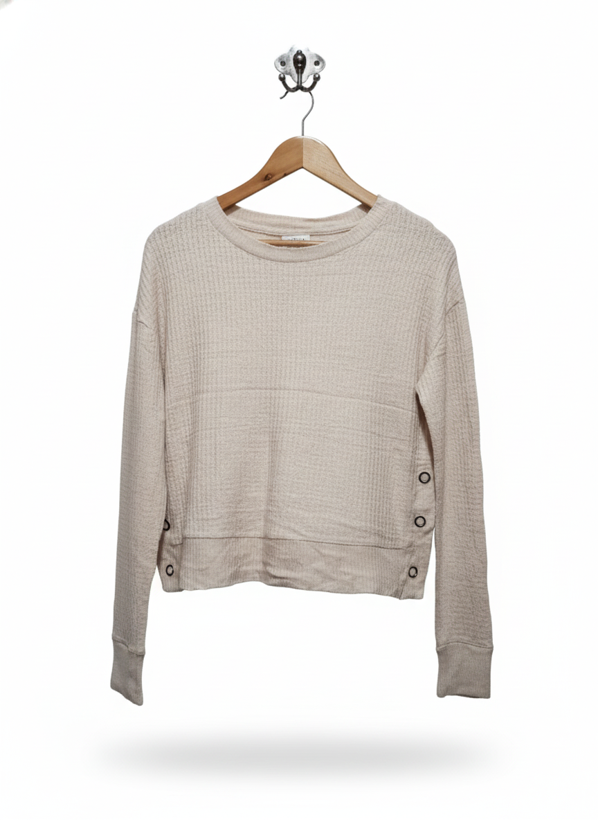 SO Sweater Cream Side Snaps Long Sleeve Soft Light Knit Crew Neck
