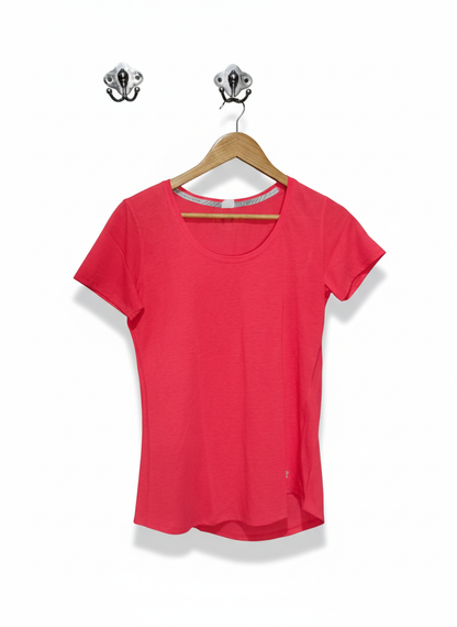 UNDER ARMOUR|S/M|BUST 17|CORAL PINK SHORT SLEEVE ATHLETIC T-SHIRT