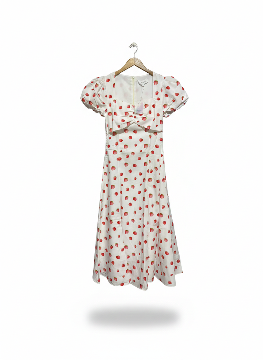 EPIC TANNI |M| BUST 16| C3| WHIMSICAL STRAWBERRY PRINT PUFF-SLEEVE DRESS