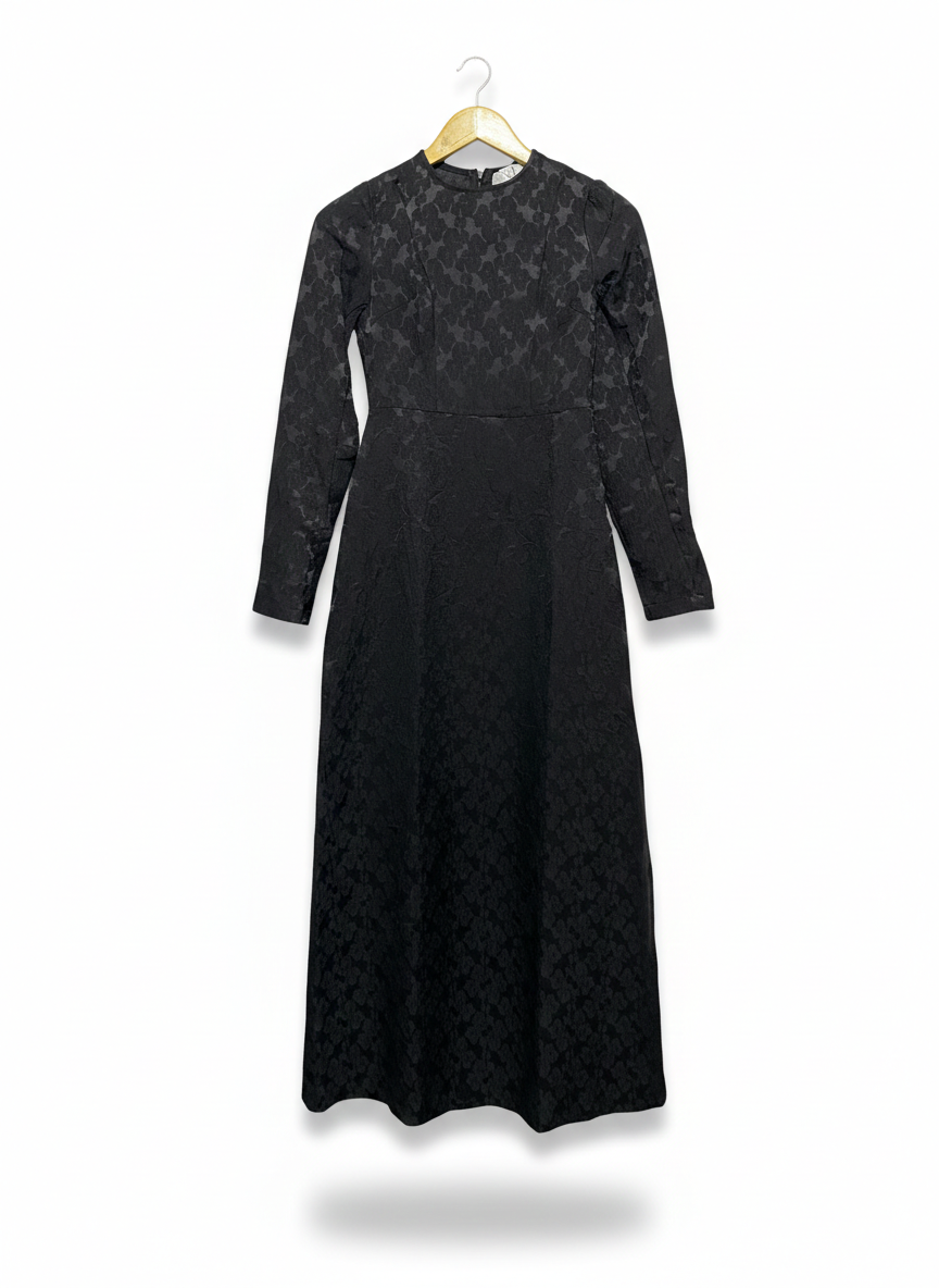 NIICE |S| BUST 14| C5| BLACK TEXTURED HIGH-NECK MAXI DRESS
