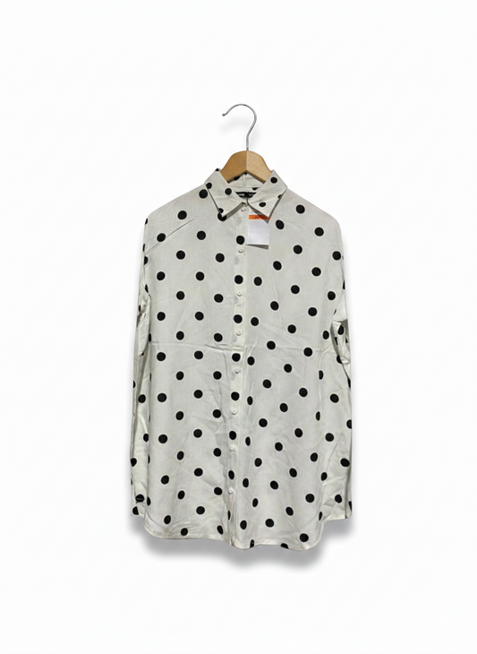 SINSAY |L| BUST 21| BLACK AND WHITE POLKA DOT SHIRT