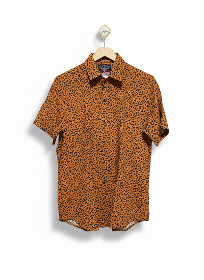 MOTONETA |M| BUST 20| BOLD LEOPARD PRINT SHORT-SLEEVE BUTTON-DOWN
