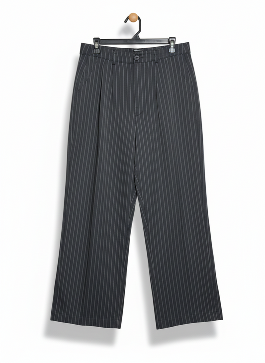 MINX & MOSS |XL| WAIST 32| SOPHISTICATED CHARCOAL GREY PINSTRIPE WIDE-LEG TROUSERS