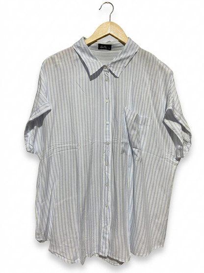 DOTTI |XL| BUST FRE| B22| LIGHT BLUE AND WHITE VERTICAL STRIPED SHORT SLEEVE BUTTON-DOWN SHIRT