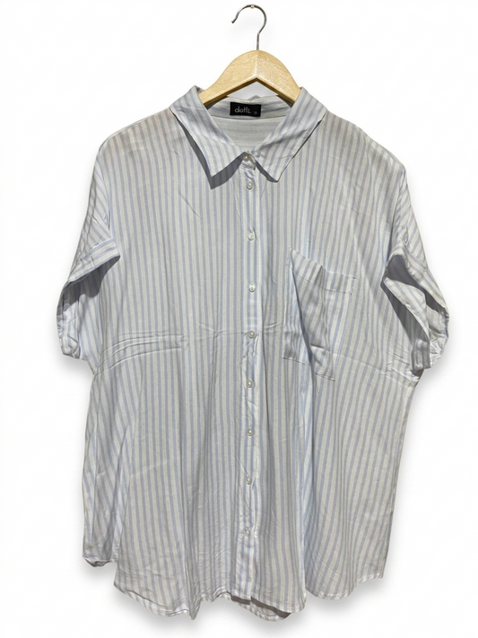 DOTTI |XL| BUST FRE| B22| LIGHT BLUE AND WHITE VERTICAL STRIPED SHORT SLEEVE BUTTON-DOWN SHIRT