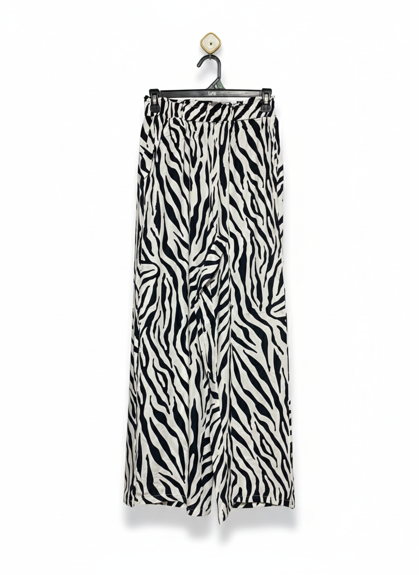 |M| WAIST 26| WOMEN’S HIGH-WAISTED ZEBRA PRINT TROUSERS - CLASSIC BLACK AND WHITE