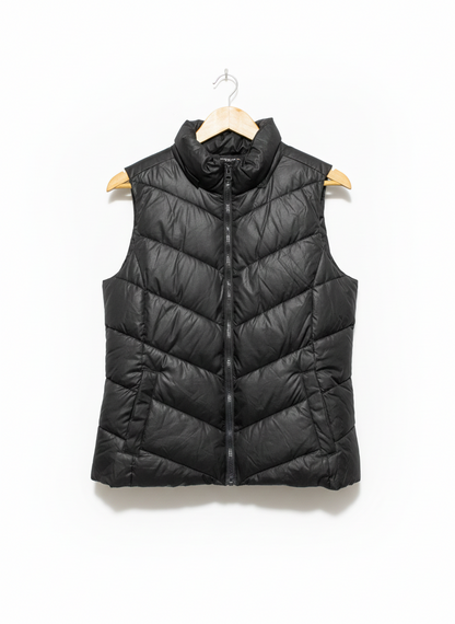 GAP |S| BUST 19|  Black High-Collar Puffer Vest