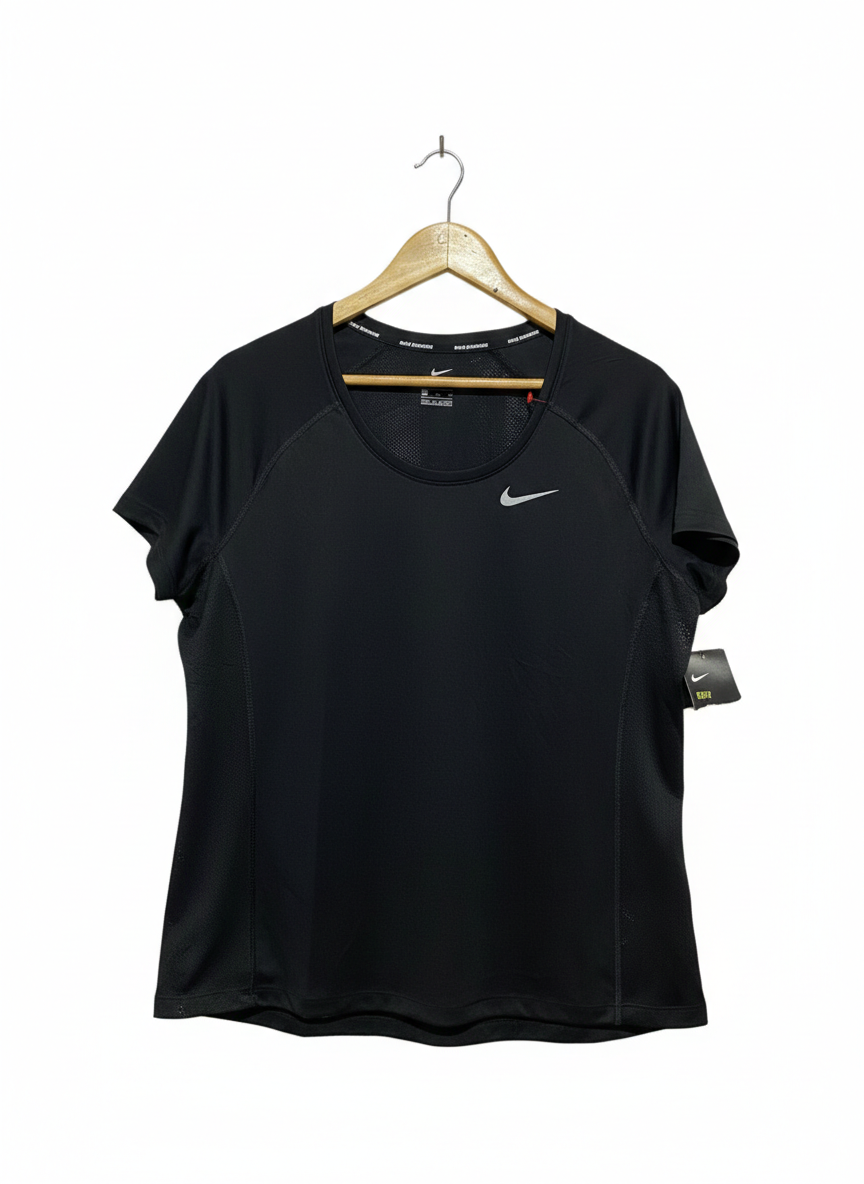 NIKE |XL| BUST 20|  Women's Black Dri-FIT Short-Sleeve T-Shirt