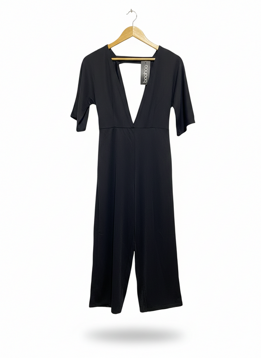 BOOHOO |M| BUST 14| DEEP V-NECK CUT-OUT BACK JUMPSUIT IN BLACK