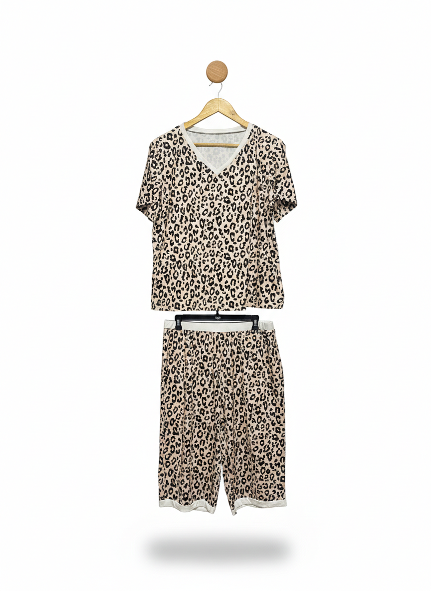 WOMEN’S TAN LEOPARD PRINT LOUNGE SET |XL|