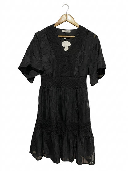 SALTY CRUSH |M| BUST 18| B26| ELEGANT BLACK LACE EMBROIDERED V-NECK MINI DRESS