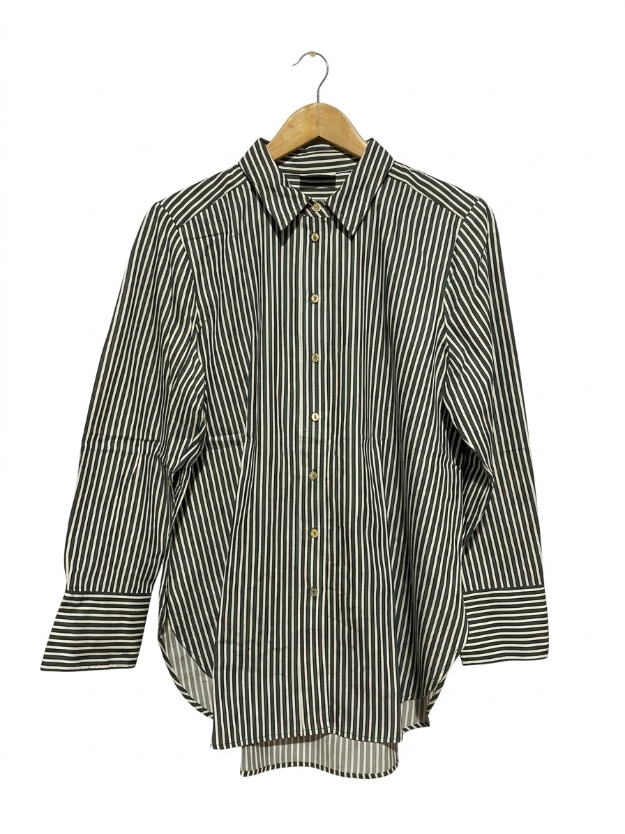 SUSSAN |L| BUST 22| B6| CLASSIC BUTTON-DOWN WITH POINT COLLAR