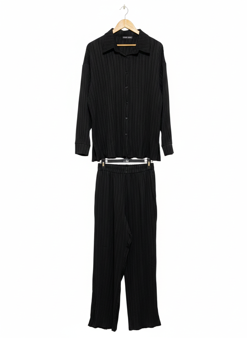 SHEIN |M| CHIC BLACK PLISSÉ COORDINATED SET