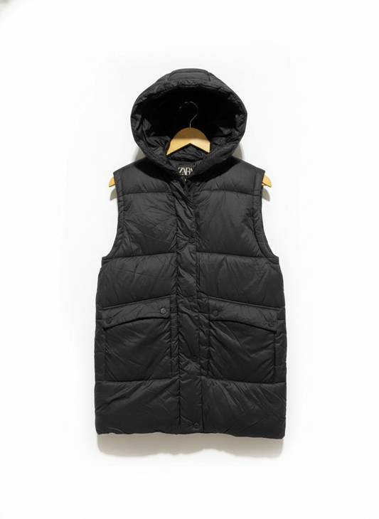 ZARA |L| BUST 20| Black Hooded Puffer Gilet