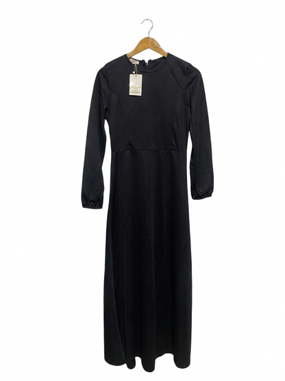 MISS CAZIBE |M| BUST 16| ELEGANT TAYLORY CLASSIC BLACK MAXI DRESS