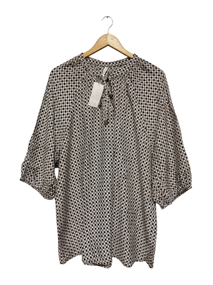 AVELLA |XXL| BUST 28| B7| CHIC GEOMETRIC PRINT MONOCHROME BLOUSE