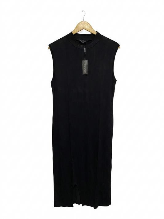 PRETTYLITTLETHING |L| BUST 18| C5| BLACK SLEEVELESS HIGH NECK MAXI DRESS