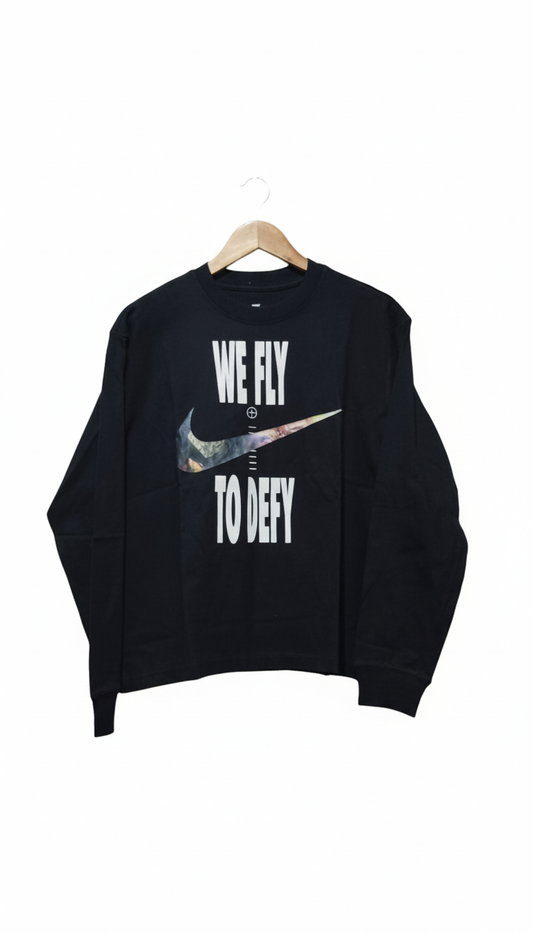 Nike Women’s Dri-FIT Swoosh Fly Graphic Boxy LS Sweatshirt  W-23 / L-24
