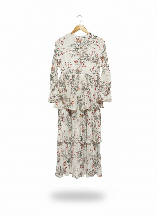HIJAB HOUSE |M| BUST 16|C4|ELEGANT AND WHIMSICAL LONG-SLEEVE MAXI DRESS WITH DELICATE FLORAL PRINT AND TIERED PLEATED HEM