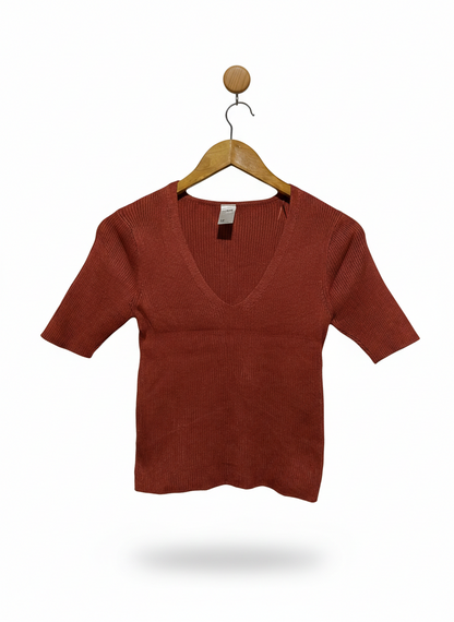 ANKO |M| BUST 12| Fitted Top With a V-Neck and Short