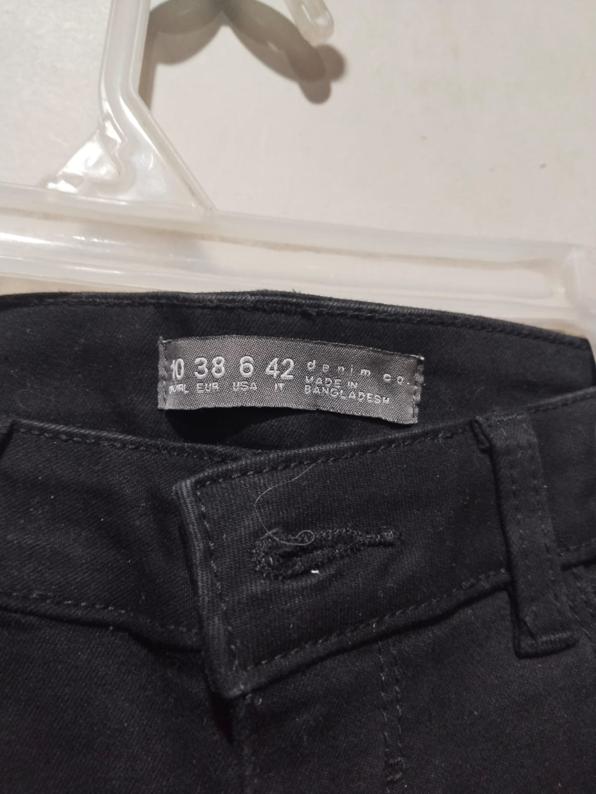 Women's Denim Co. Solid Black Slim-Fit Jeans W-28 / L-39