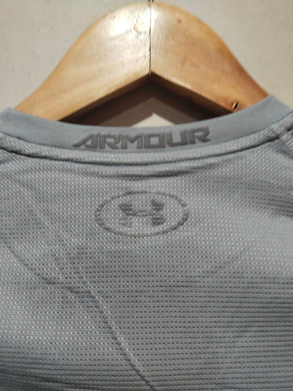 Under Armour  HeatGear Novelty  W-15 / L-22.5