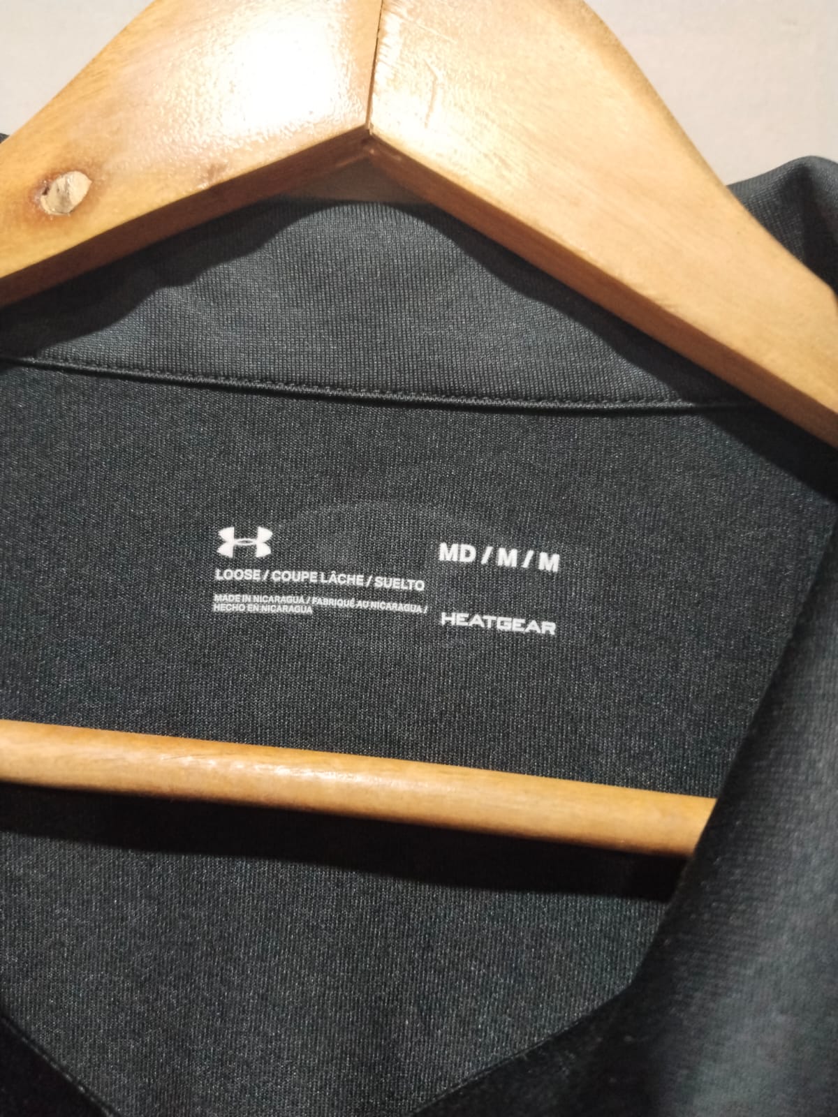 Under Armour Full Zip Jacket Womens  Tall Black Pockets W-19 /L-22