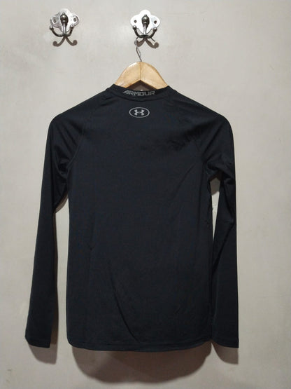 Under Armour Youth HeatGear Fitted Long Sleeve T Shirt  W-15 / L-23