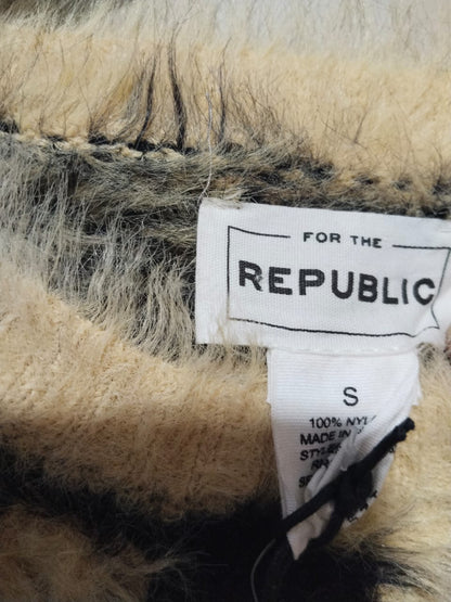 Republic Cheetah Fuzzy Fur Sweater SMALL SIZE W-17 / L-21