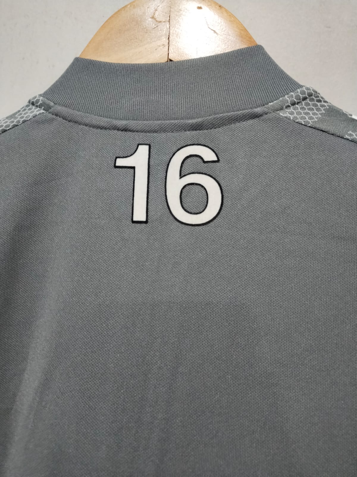 ADIDAS Prime Blue Jacket W-17 / L-24