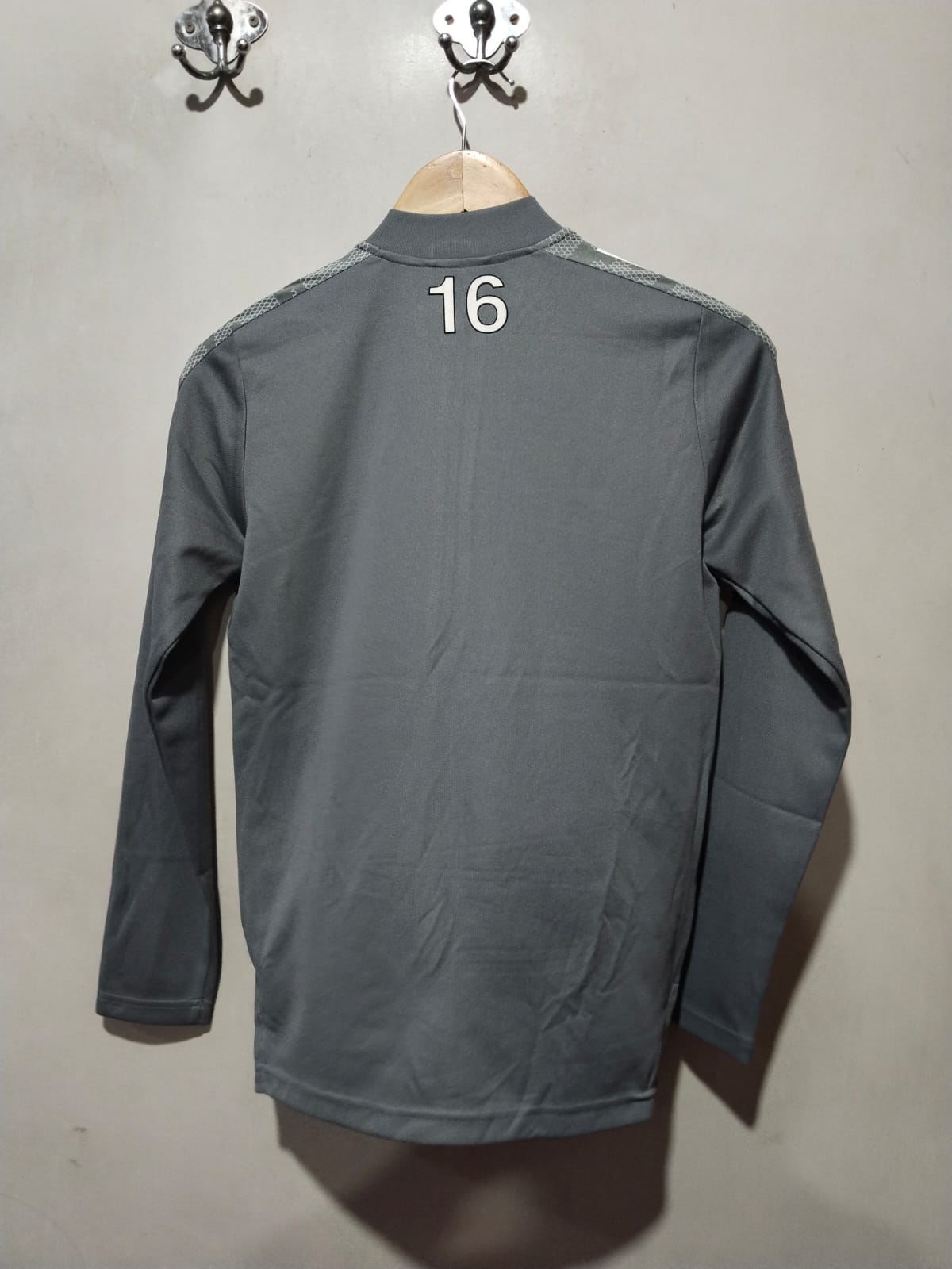 ADIDAS Prime Blue Jacket W-17 / L-24