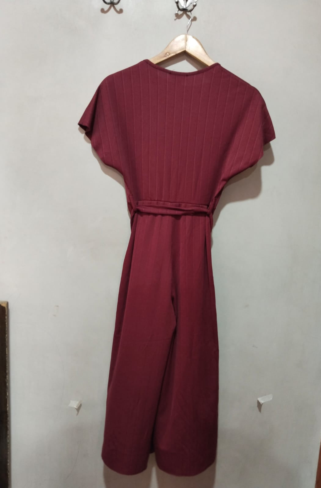 NEW LOOK BURGUNDY RIBBED WRAP CULOTTE BELTED JUMPSUIT W-14 / L-46