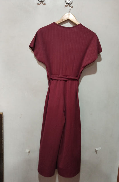 NEW LOOK BURGUNDY RIBBED WRAP CULOTTE BELTED JUMPSUIT W-14 / L-46