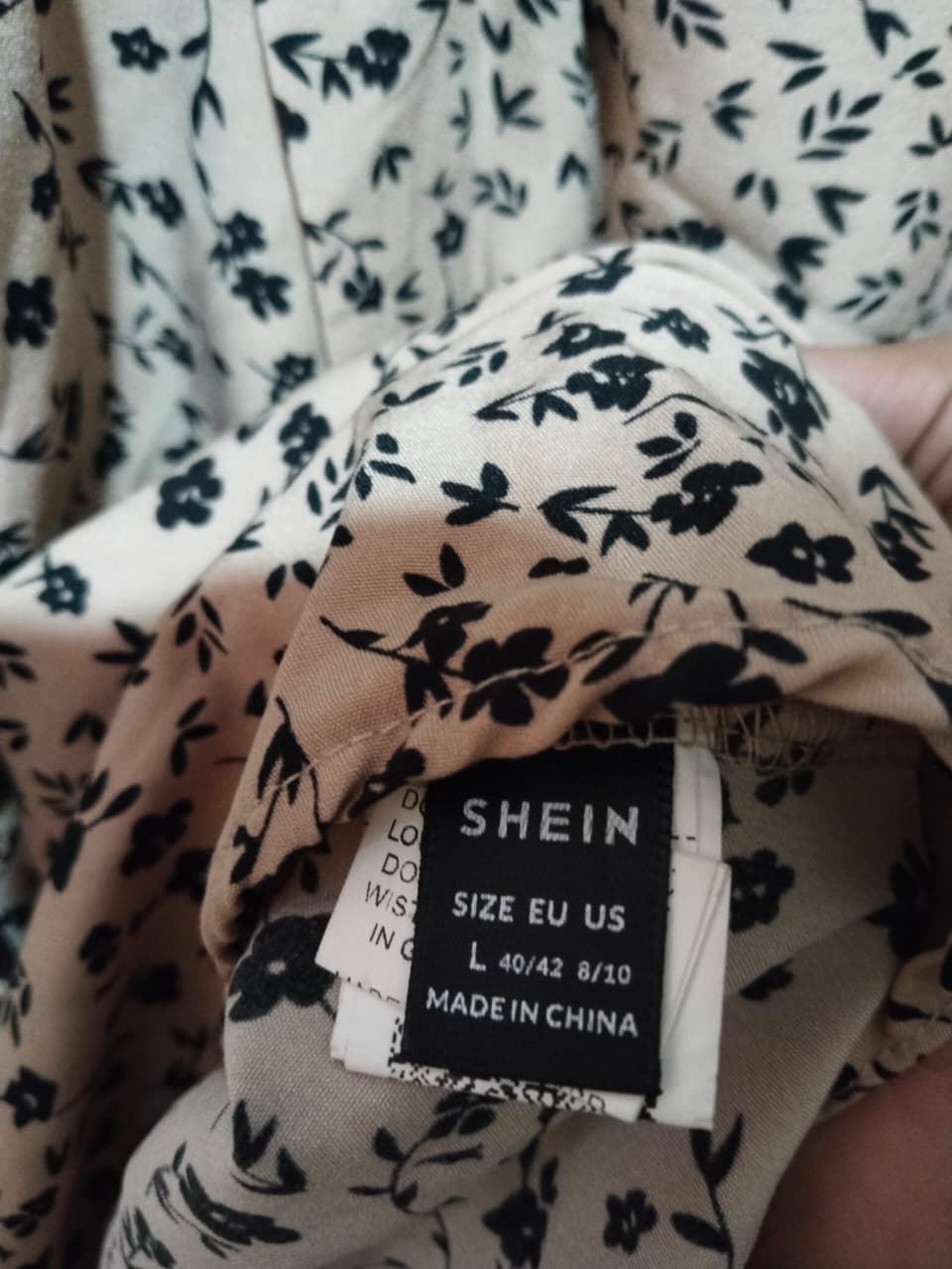 SHEIN Frenchy Plus Size Women Elegant Floral Lantern Sleeve Dress