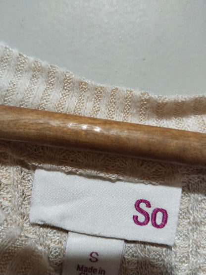 SO Sweater Cream Side Snaps Long Sleeve Soft Light Knit Crew Neck