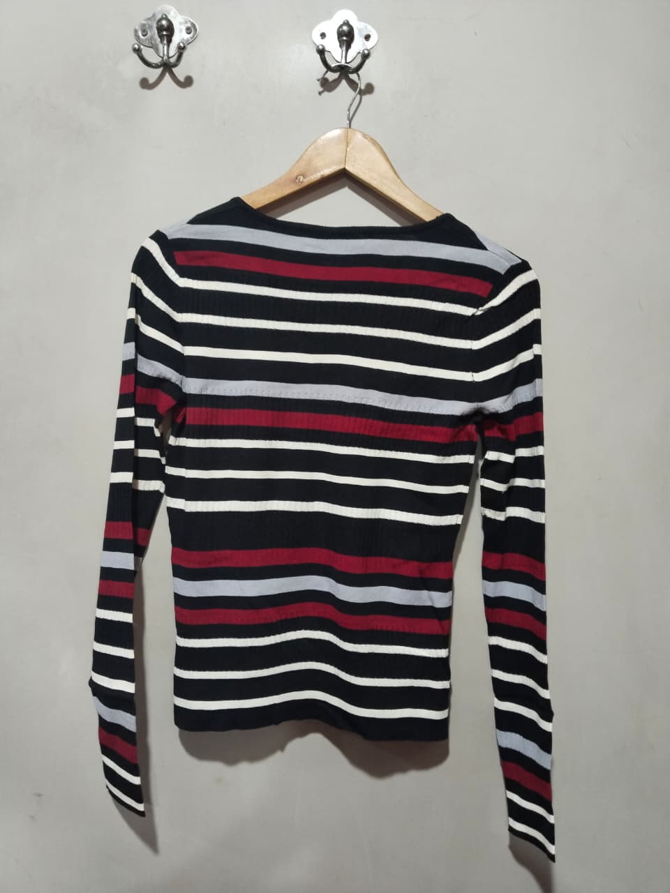 MANTIES Women's Striped V-Neck Sweater