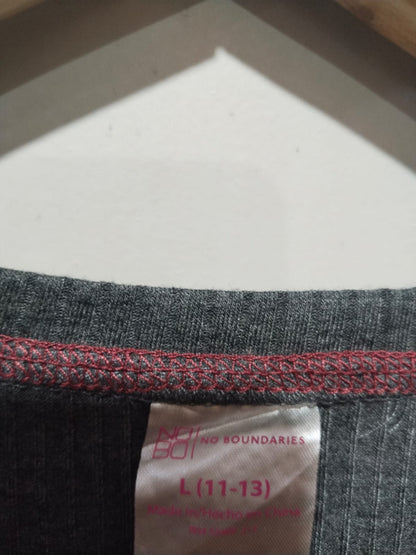 No Boundaries Y2K Skull Tee